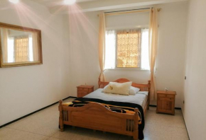 Helle Ferienwohnung mit Tiefgarage